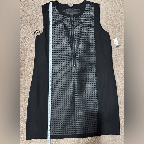 Worthington Black Dress with Textured Panel - Picture 4 of 8